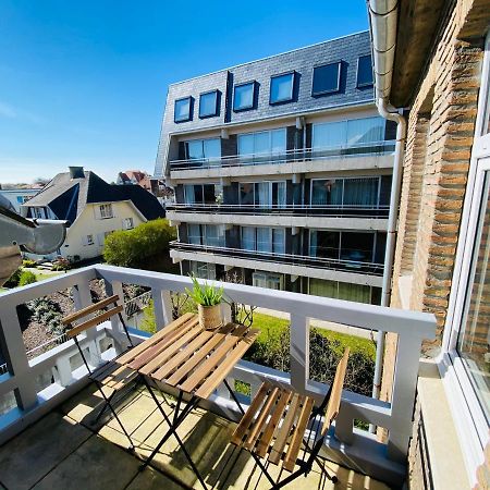 Recently Renovated Appartement 150M From The Beach De Haan Exteriör bild